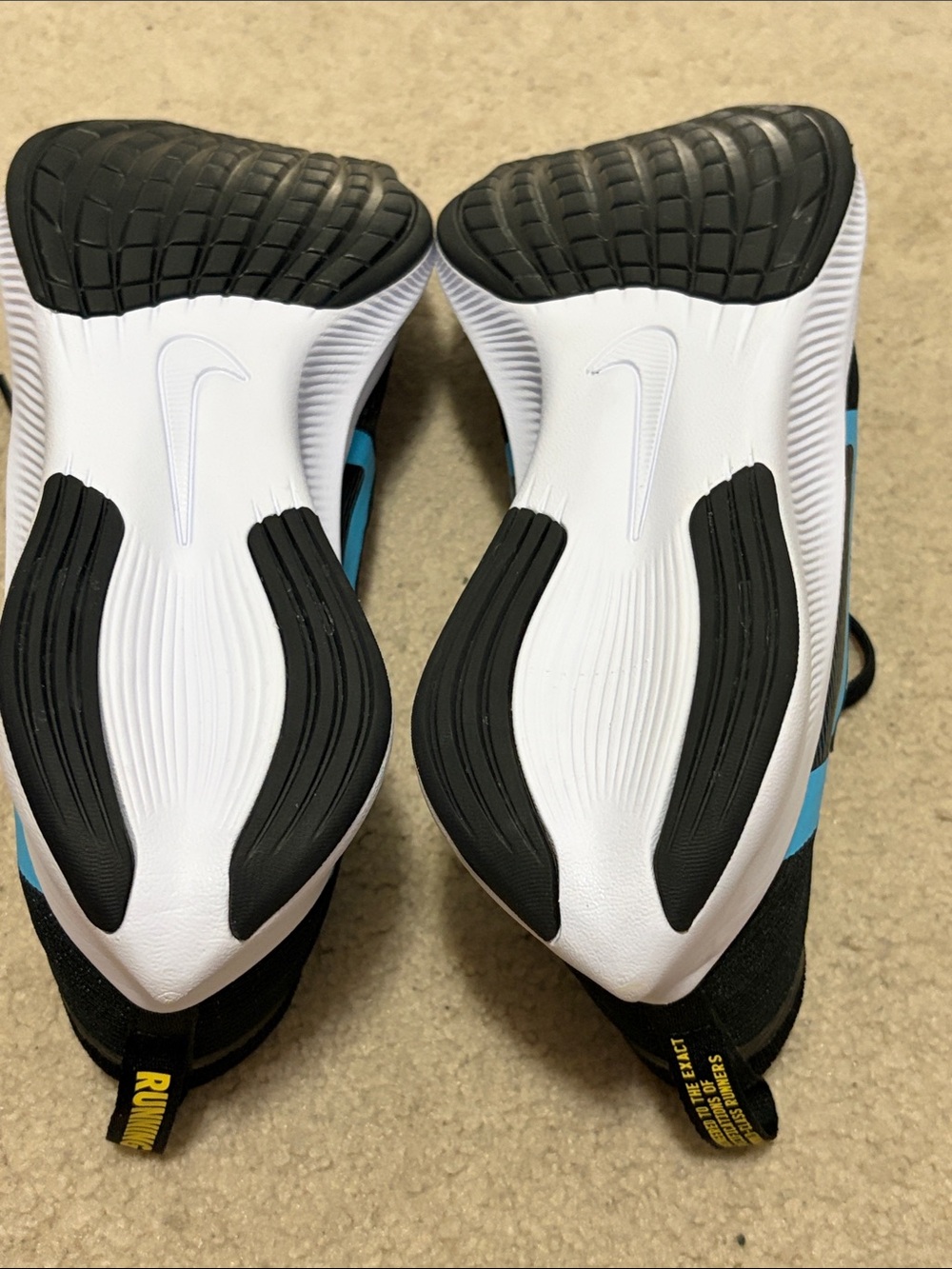 Nike Runners - Picture 6 of 10